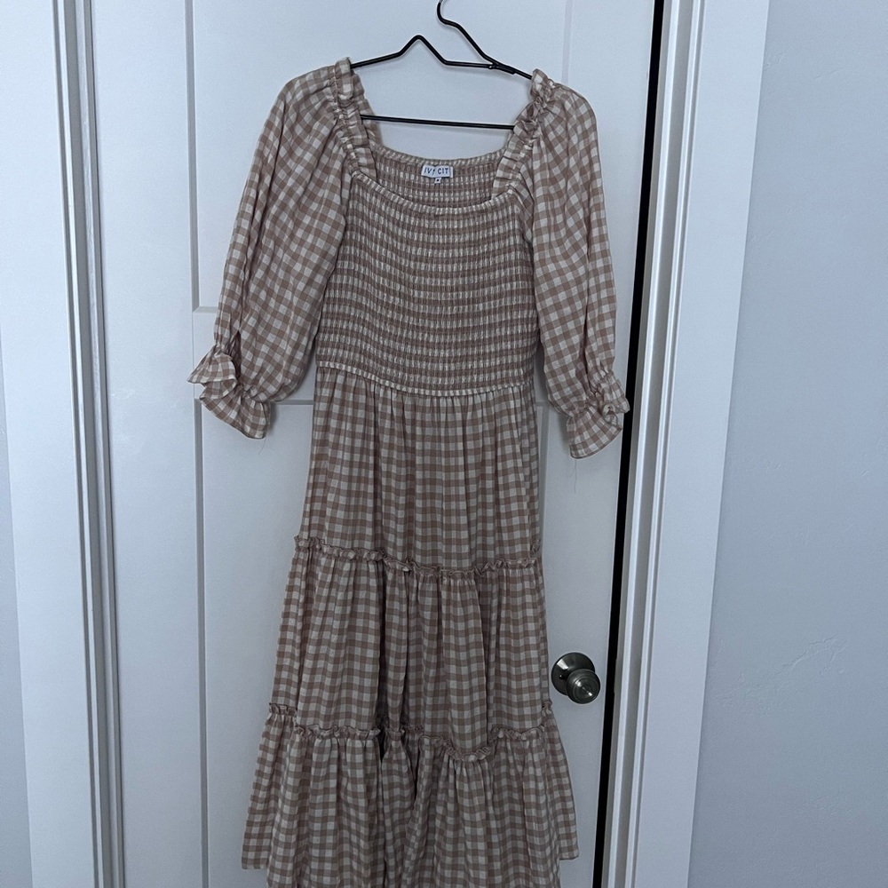 Ivy City Co Beige Gingham Midi Dress
